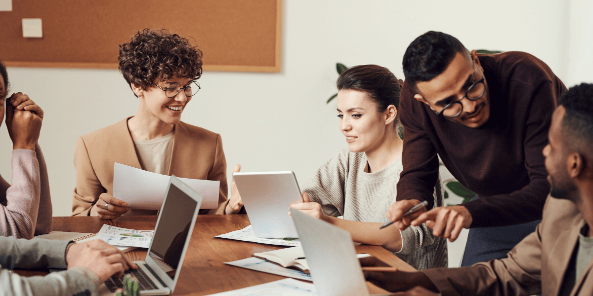 former ses équipes à l'inbound marketing et hubspot - les différents acteurs